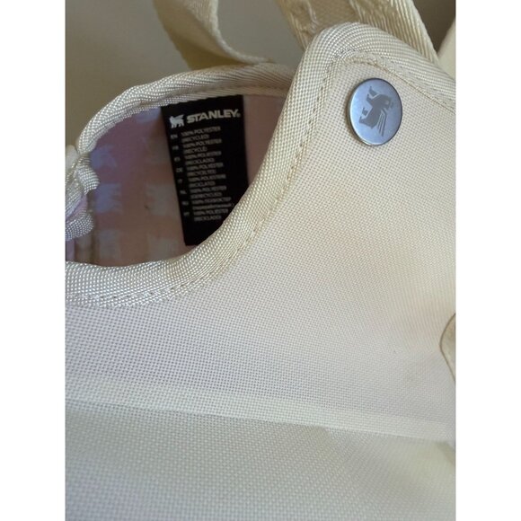 STANLEY DRINK WATER BOTTLE CARRIER ALL DAY 40 OZ - Picture 2 of 2